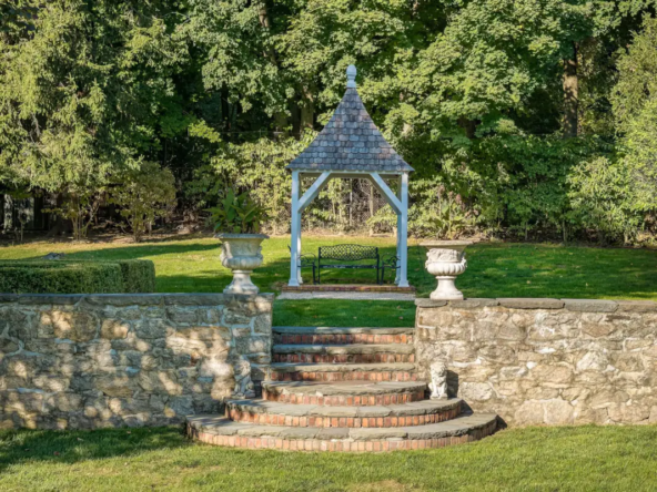177 Old Briarcliff Road Briarcliff Manor, NY 10510-38
