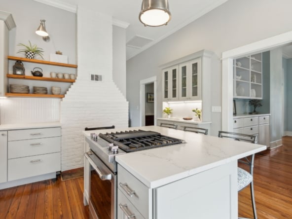 19-web-or-mls-106 Carver St E (17 of 62)