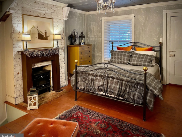 293 Union St, Harpers Ferry, WV 25425-13