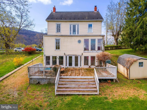 316 Filmore St, Harpers Ferry, WV 25425-11