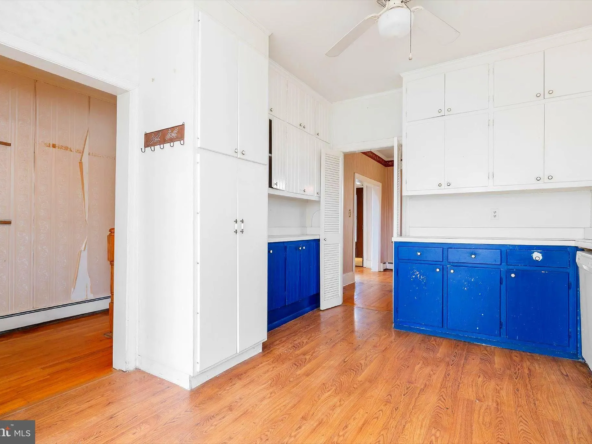 316 Filmore St, Harpers Ferry, WV 25425-17