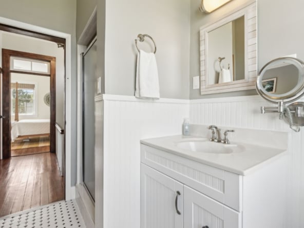 37-web-or-mls-106 Carver St E (25 of 62)