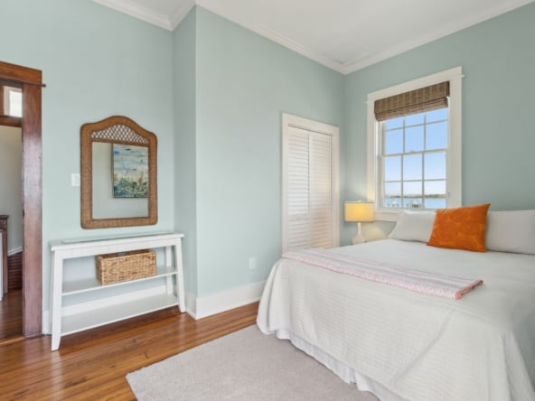 39-web-or-mls-106 Carver St E (27 of 62)