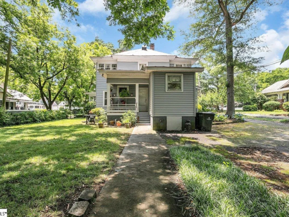 406 N Main St, Fountain Inn, SC 29644-28