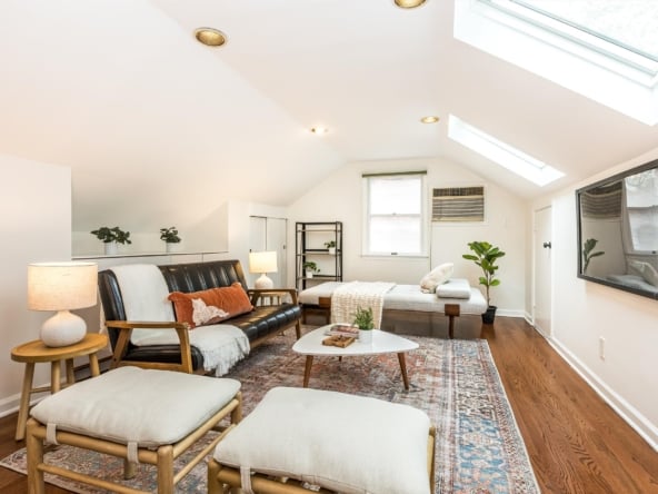 46-Family Room
