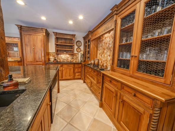 48 Old Searsport Avenue, Belfast, ME 04915-12