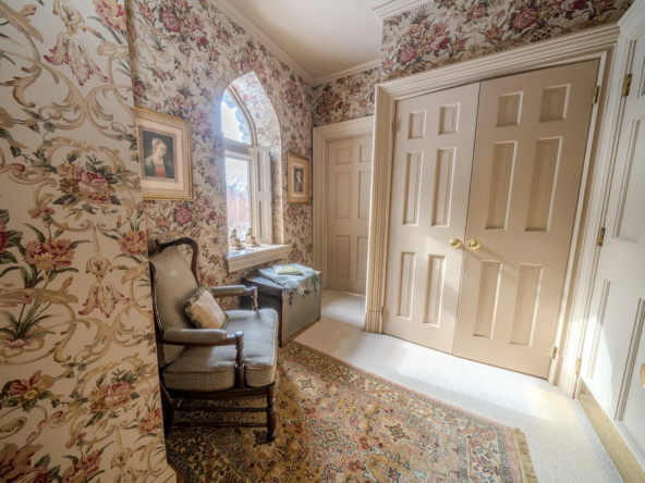48 Old Searsport Avenue, Belfast, ME 04915-21
