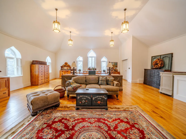 48 Old Searsport Avenue, Belfast, ME 04915-25