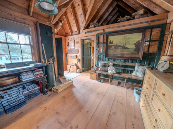 48 Old Searsport Avenue, Belfast, ME 04915-36