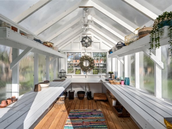 50-Shed Interior