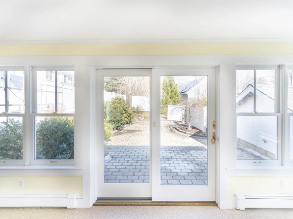 61 W Central St, Natick, MA 01760-14