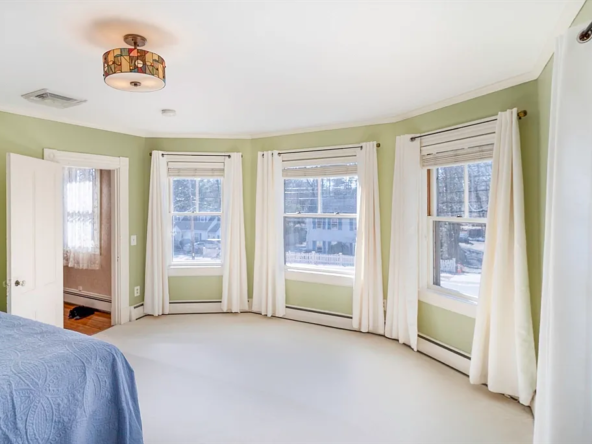 61 W Central St, Natick, MA 01760-29