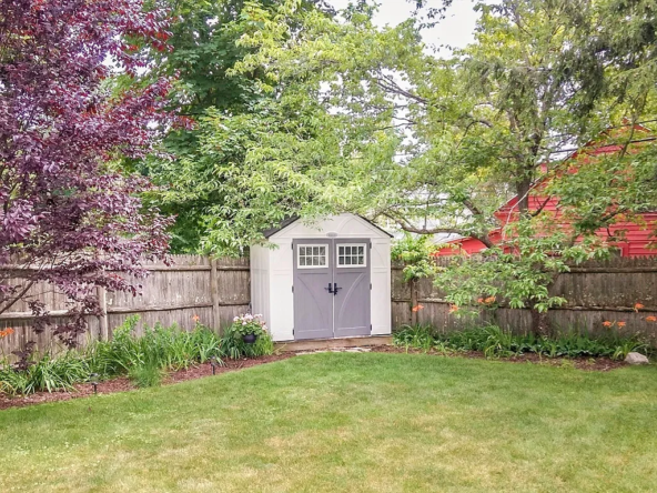 61 W Central St, Natick, MA 01760-35