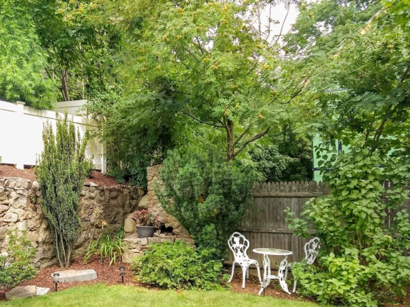 61 W Central St, Natick, MA 01760-39