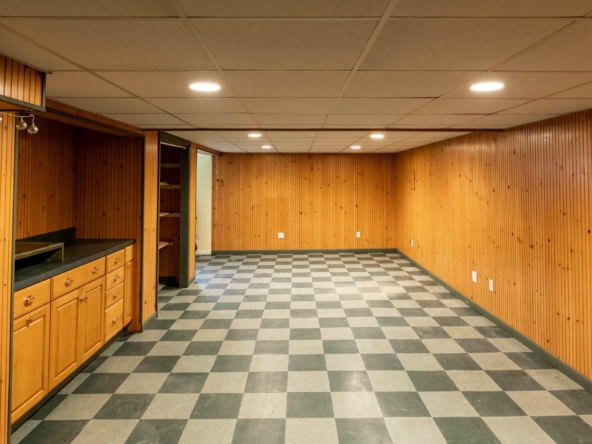 611 High Street, Port Jefferson, NY 11777-15