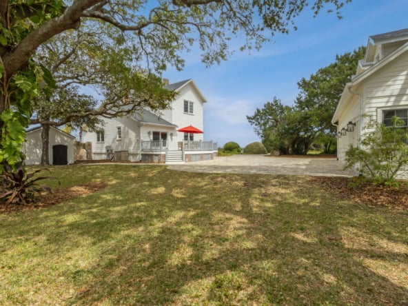 62-web-or-mls-106 Carver St E (52 of 62)