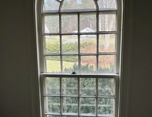 79 New Salem Rd, Petersham, MA 01366-13