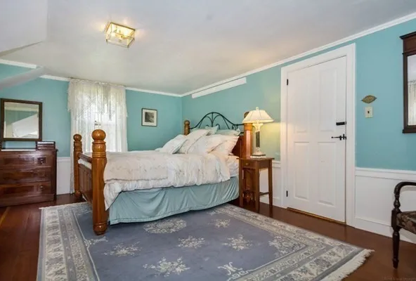 79 New Salem Rd, Petersham, MA 01366-14