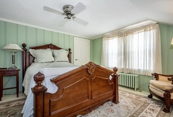 79 New Salem Rd, Petersham, MA 01366-21