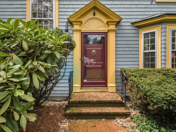 79 New Salem Rd, Petersham, MA 01366-3
