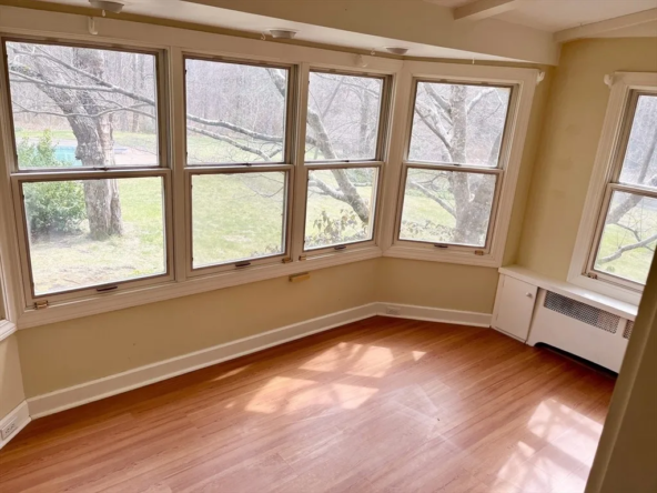 79 New Salem Rd, Petersham, MA 01366-32