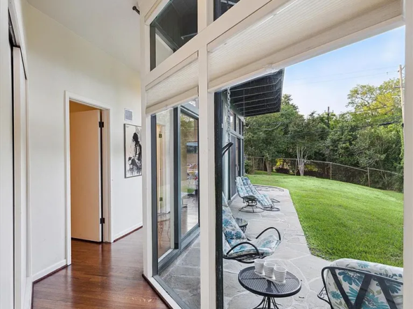 7919 Glenview Dr, Houston, TX 77061-15