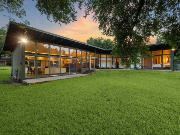 7919 Glenview Dr, Houston, TX 77061-26