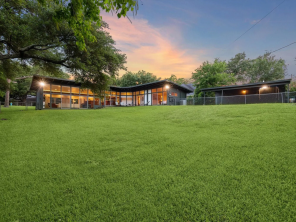 7919 Glenview Dr, Houston, TX 77061-31