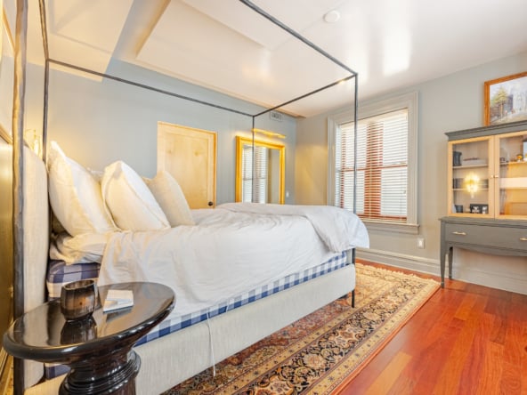 Bedroom - 02