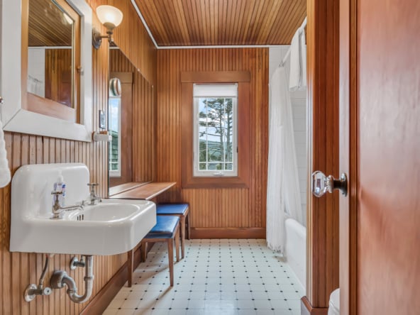 1021 S Promenade-63