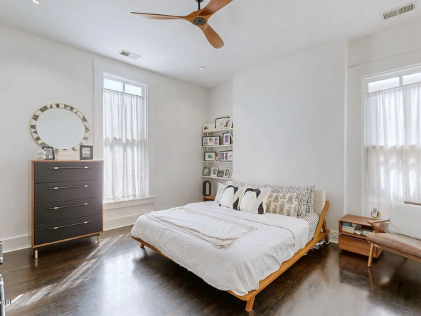 1031 S 4th St, Louisville, KY 40203-17
