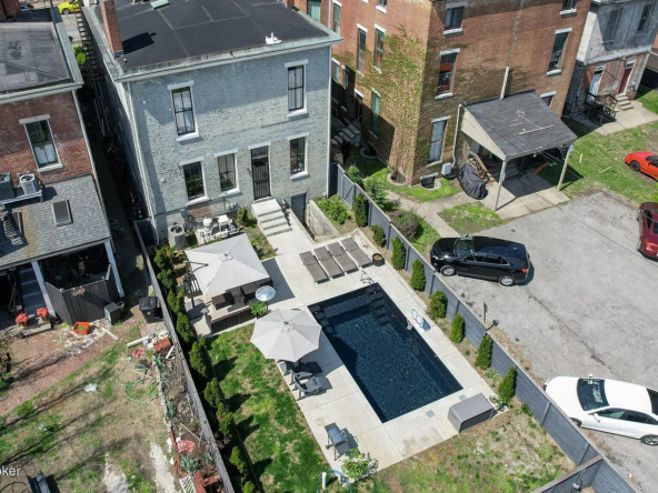 1031 S 4th St, Louisville, KY 40203-46