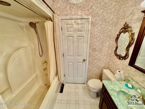 116 Lebanon Hl, Springfield, KY 40069-10