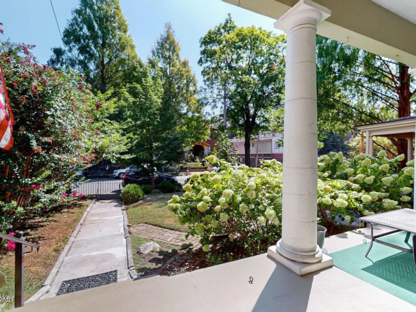 1232 S 6th St, Louisville, KY 40203-57