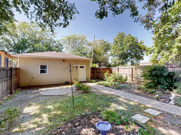 1232 S 6th St, Louisville, KY 40203-59