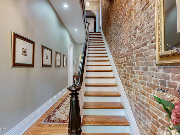 1232 S 6th St, Louisville, KY 40203-6