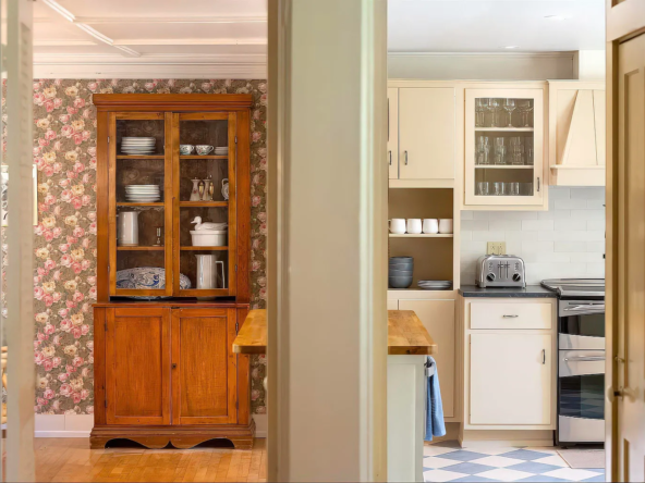 152 Bonnet Street, Manchester, VT 05255-19