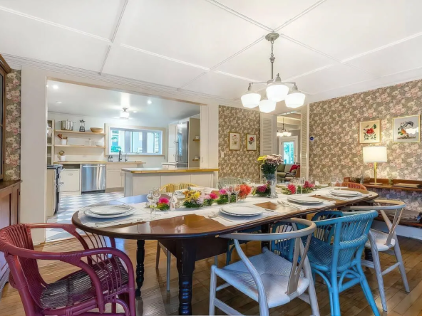 152 Bonnet Street, Manchester, VT 05255-20