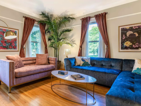 152 Bonnet Street, Manchester, VT 05255-4