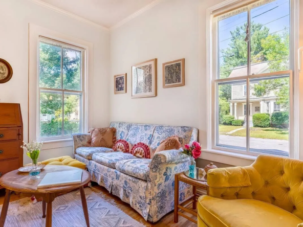 152 Bonnet Street, Manchester, VT 05255-7