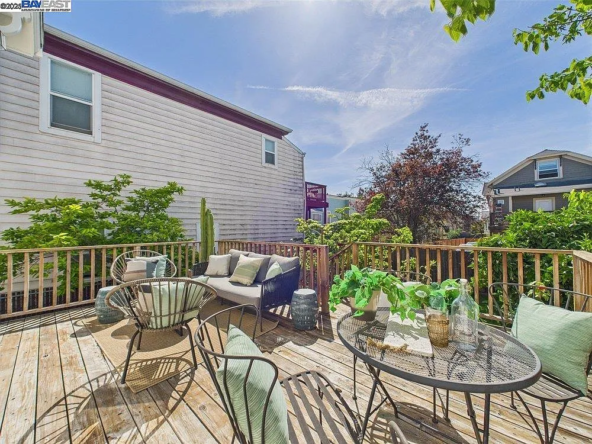 1835 Myrtle St, Oakland, CA 94607-19
