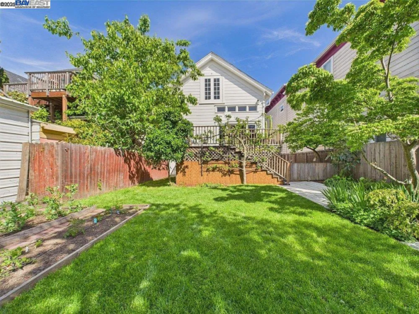 1835 Myrtle St, Oakland, CA 94607-39