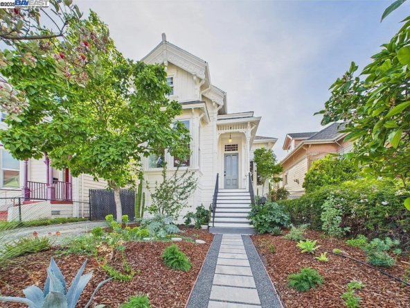 1835 Myrtle St, Oakland, CA 94607-40