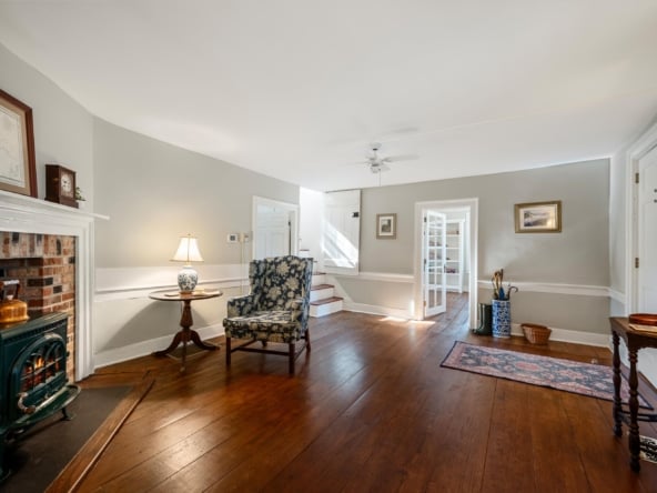 22-Living Room