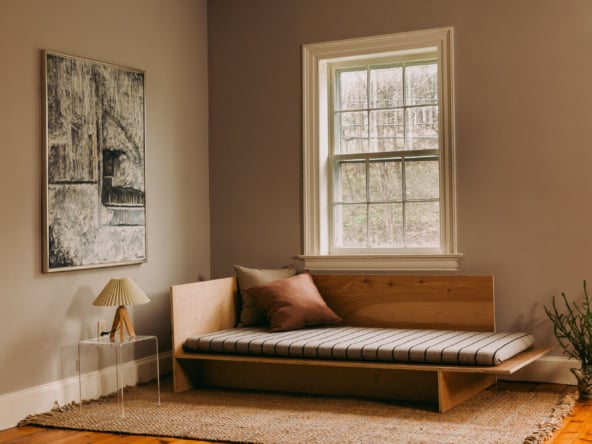 23-Lovers-Guest-Upstairs-001-391-MLS-Compression (1)