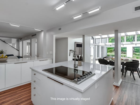 2426 Eastover -43 staged