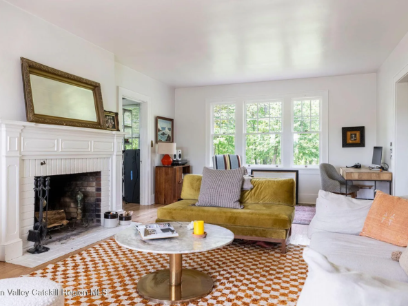 293 Linden Avenue, Red Hook, NY 12571-21