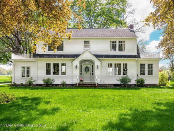 293 Linden Avenue, Red Hook, NY 12571-39