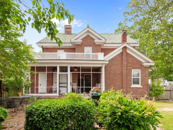 306 N Parker Street, Elm City, NC 27822-37