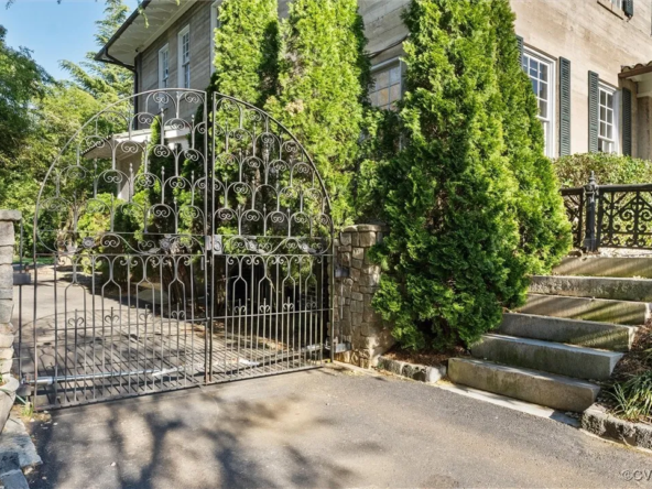 3215 Seminary Ave, Richmond, VA 23227-44